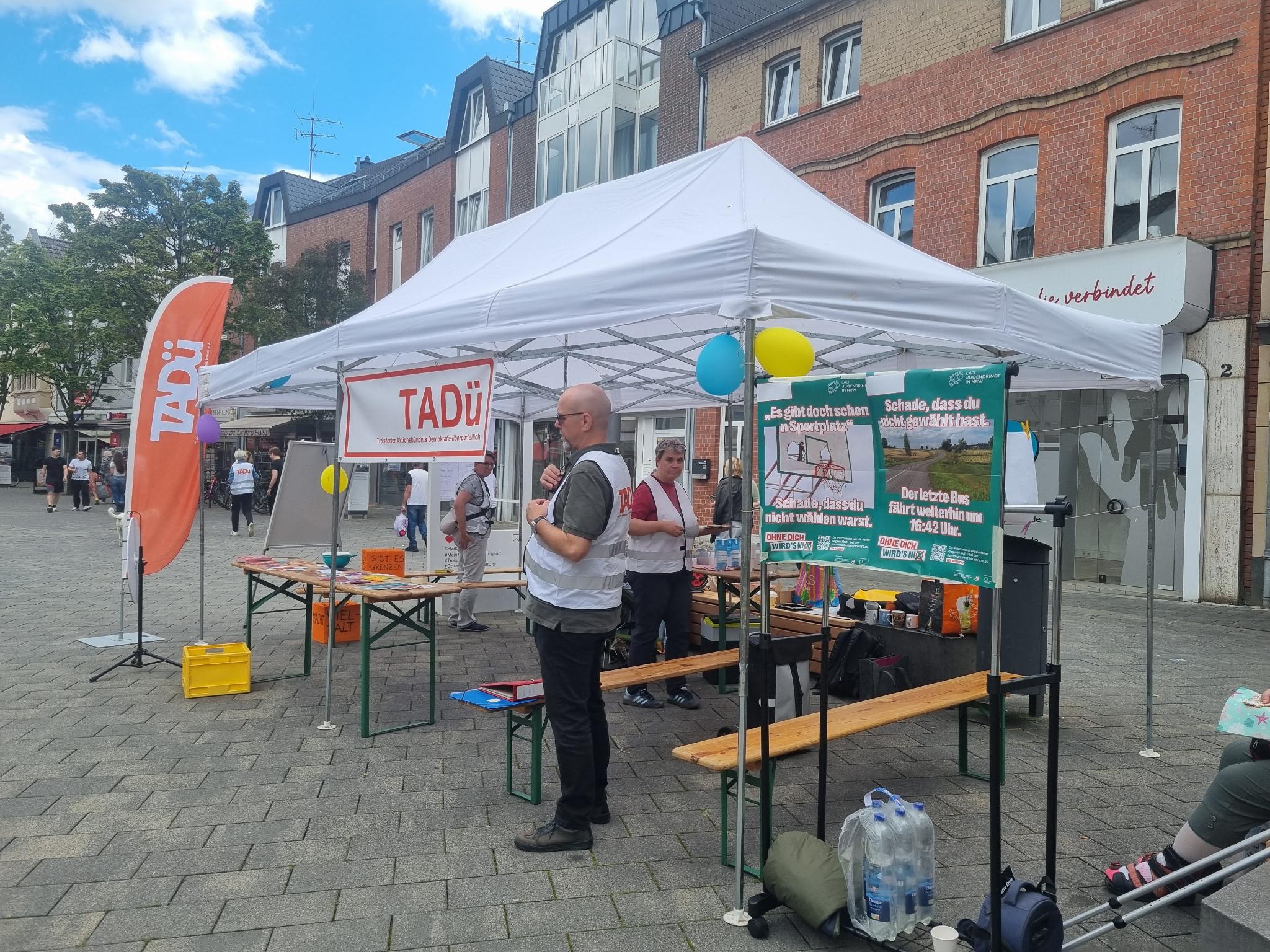 Infostand 30 August